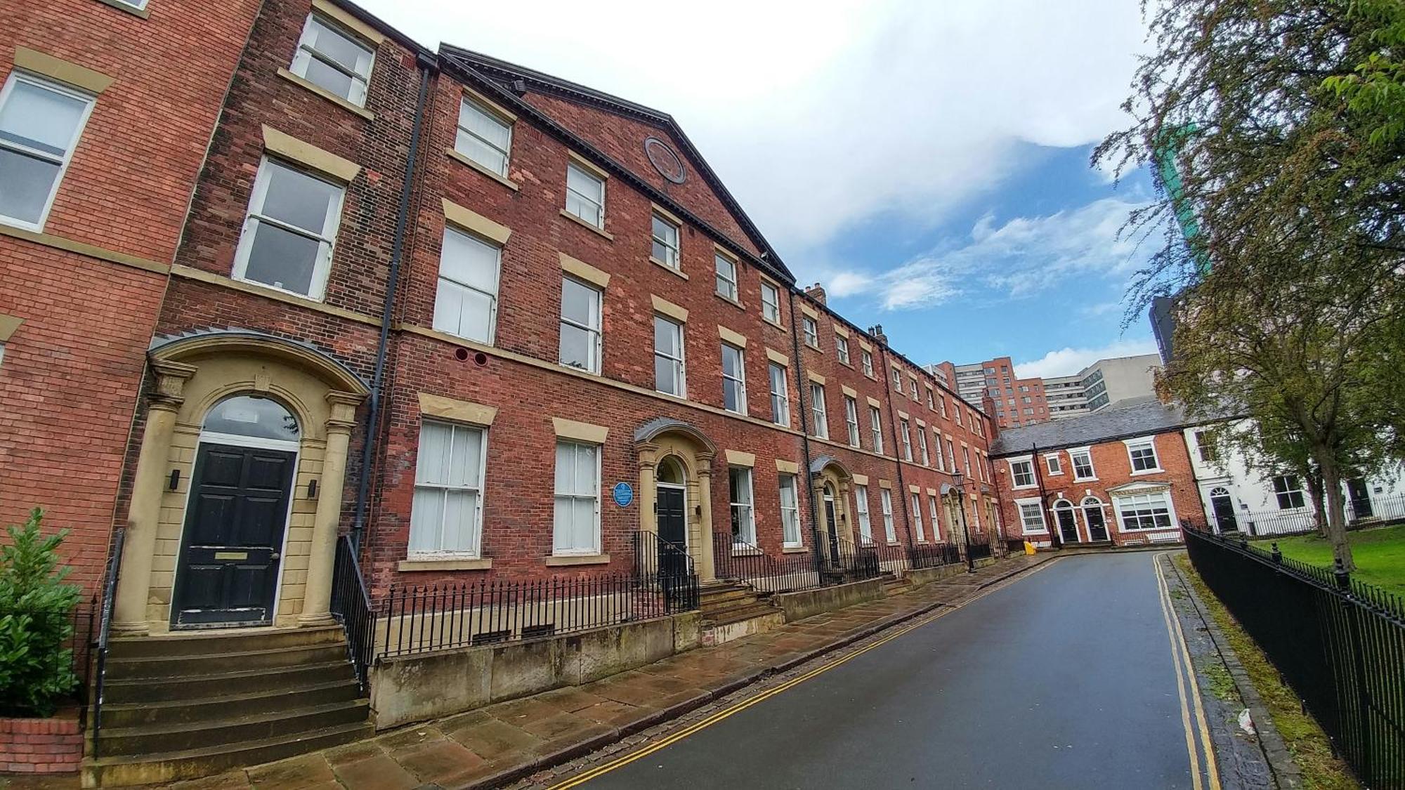 Stunning King Suite Apartment In The Heart Of Leeds City Center ภายนอก รูปภาพ