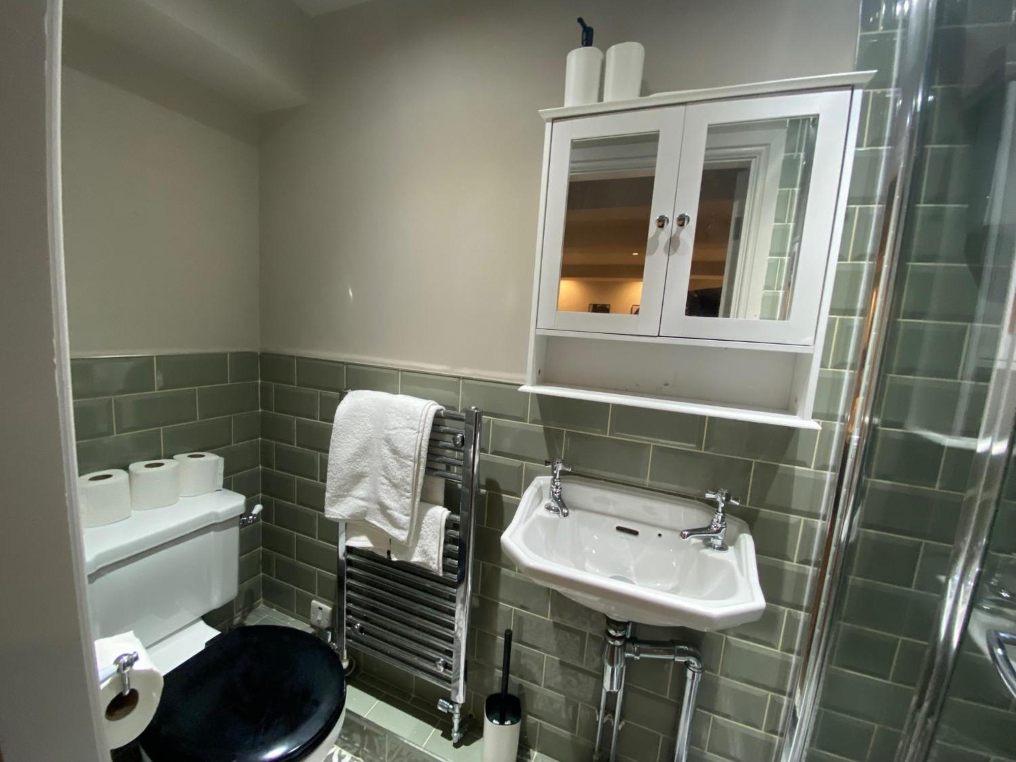 Stunning King Suite Apartment In The Heart Of Leeds City Center ภายนอก รูปภาพ