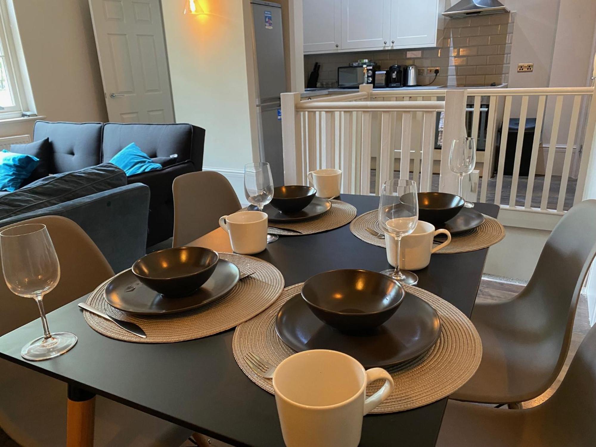 Stunning King Suite Apartment In The Heart Of Leeds City Center ภายนอก รูปภาพ